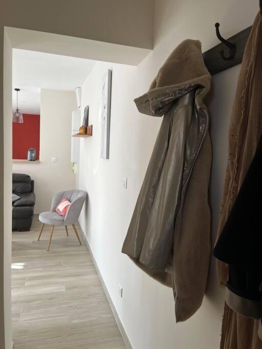 La Petite Maison Vermand Bagian luar foto